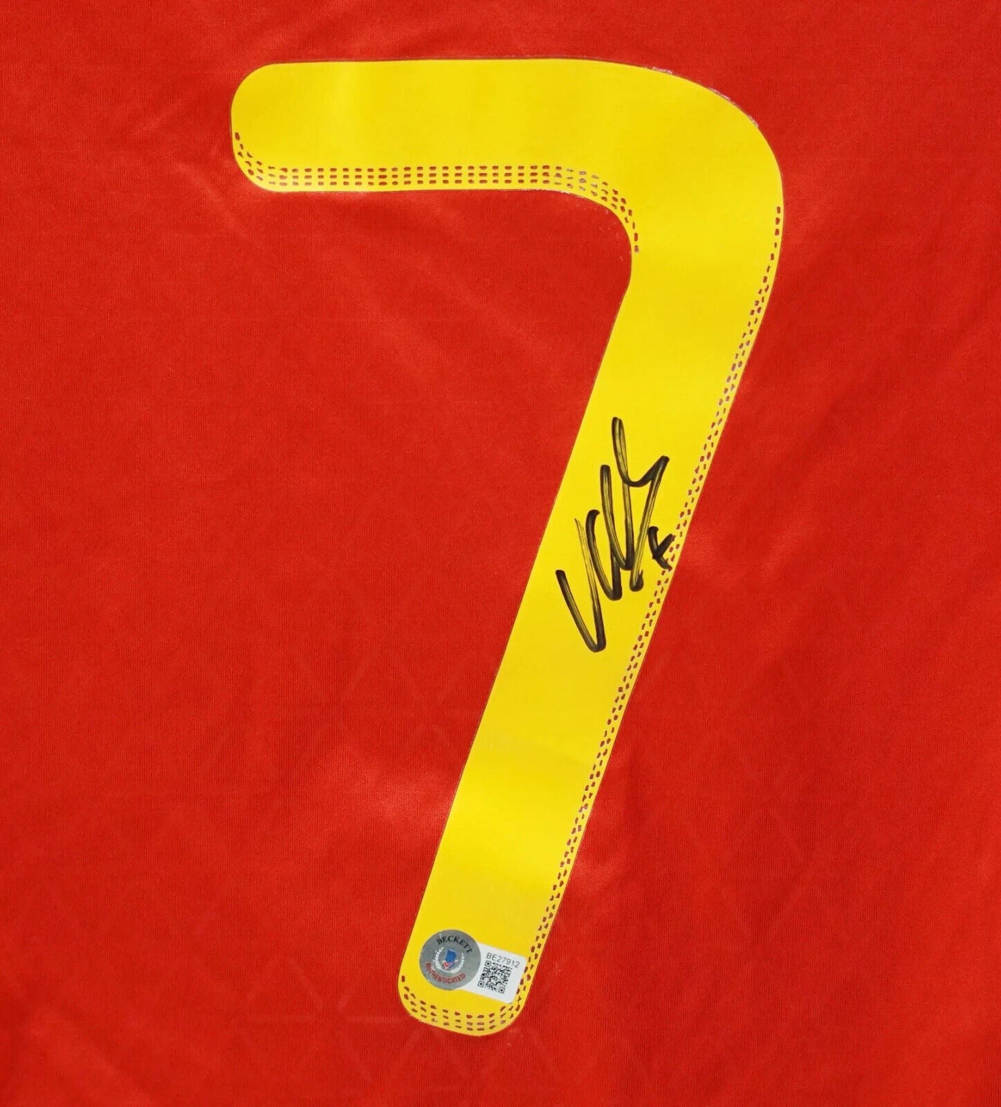 David Villa Signed Spain FC Home Soccer Jersey #7 with Beckett COA